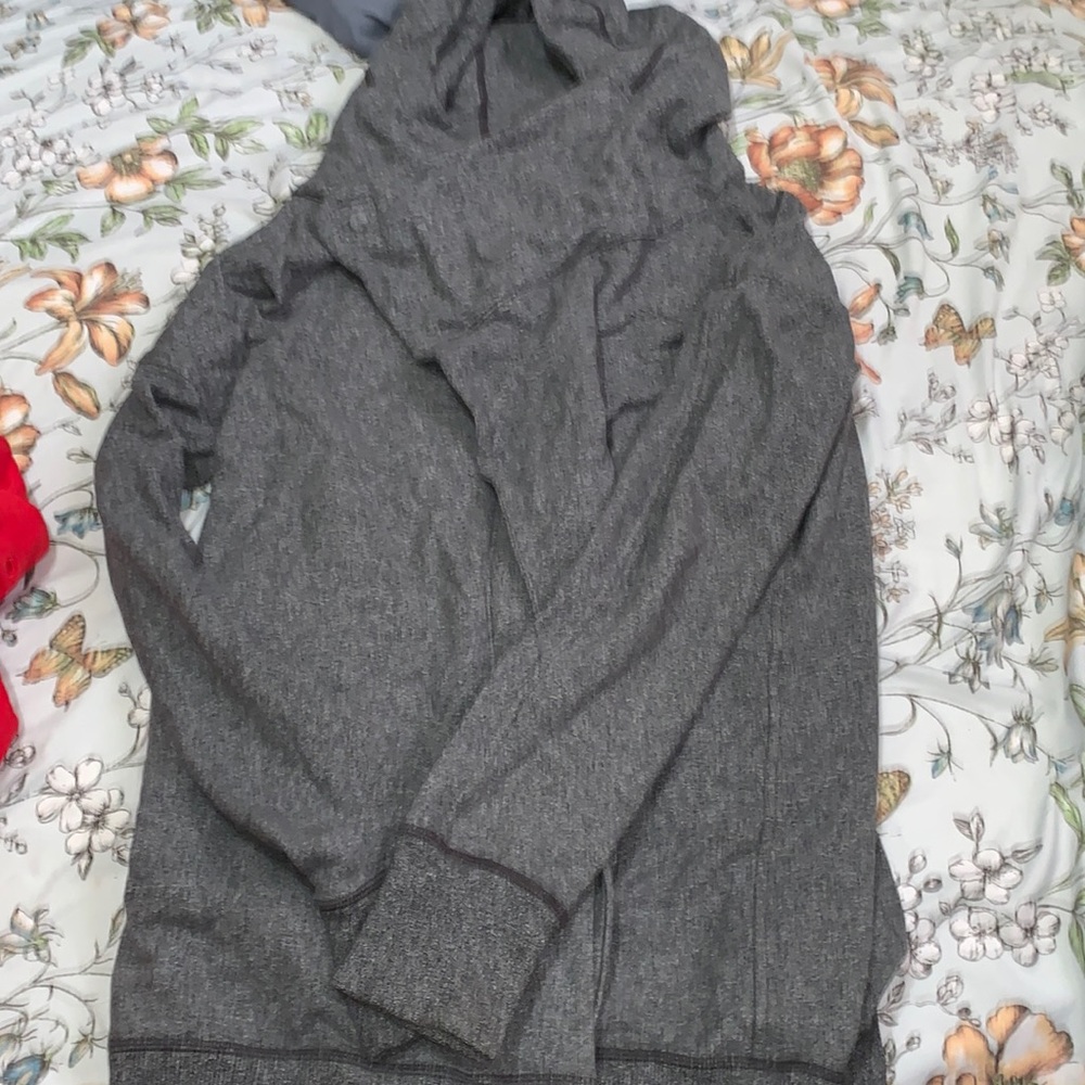 LULULEMON WRAP ZIP SWEATER
